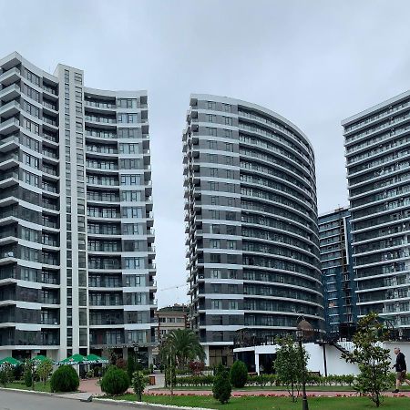 White Sails Apartment Batumi Exteriör bild